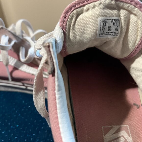 women's Vans low skate shoes size 10 - Picture 2 of 6